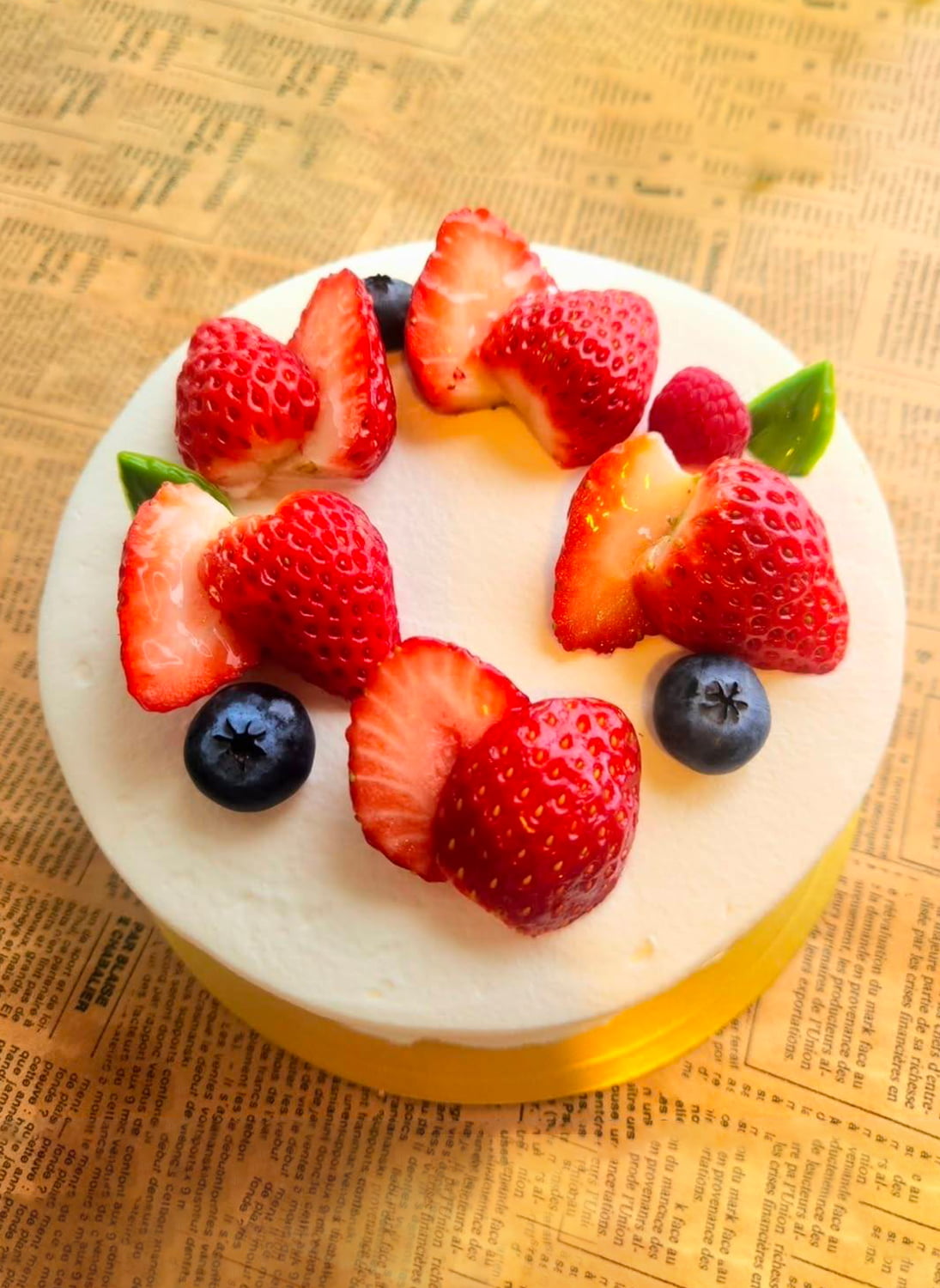 Decorated cake